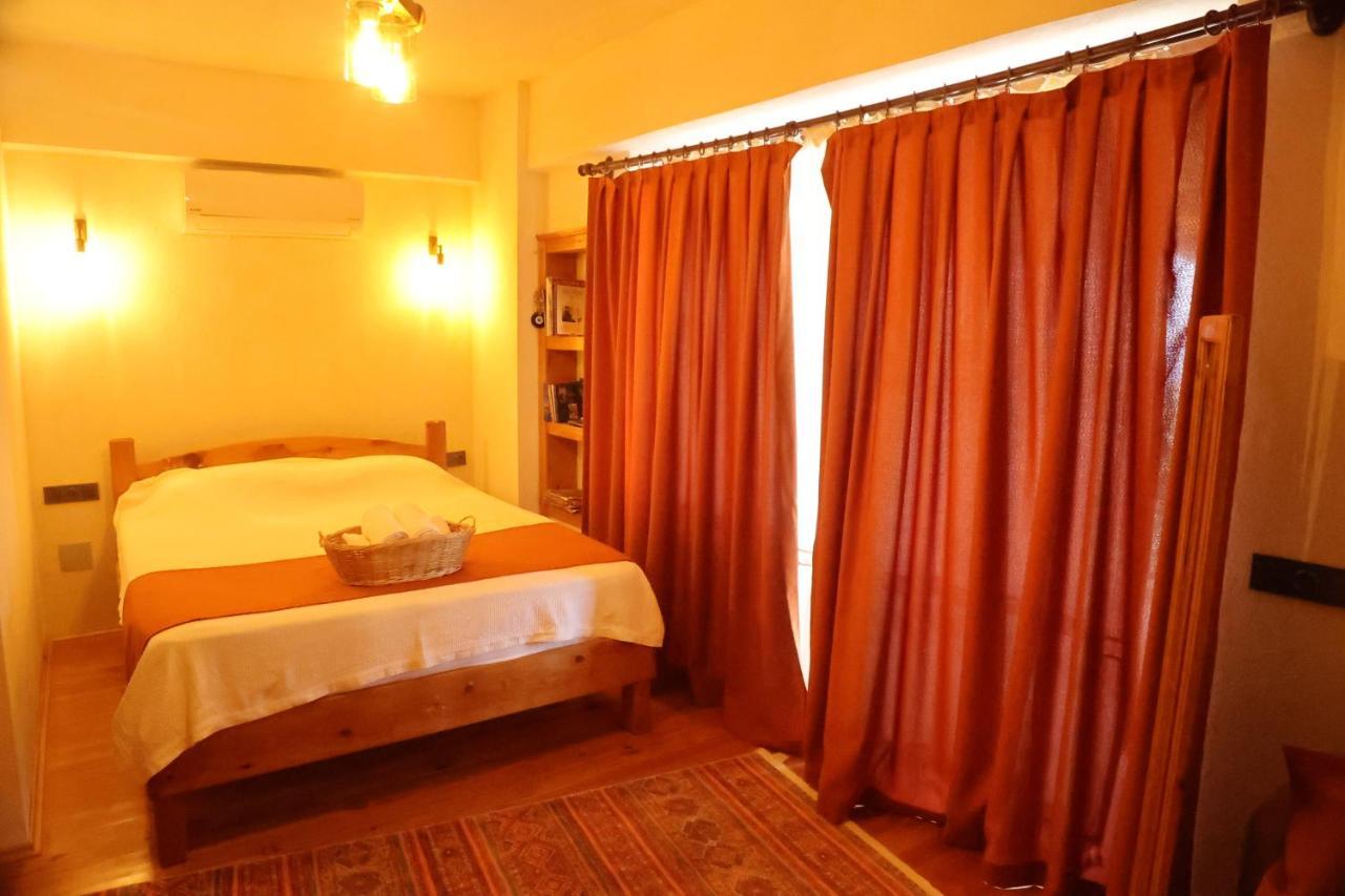 Istlada Tas Ev Apart - Kekova View Kapakli ภายนอก รูปภาพ