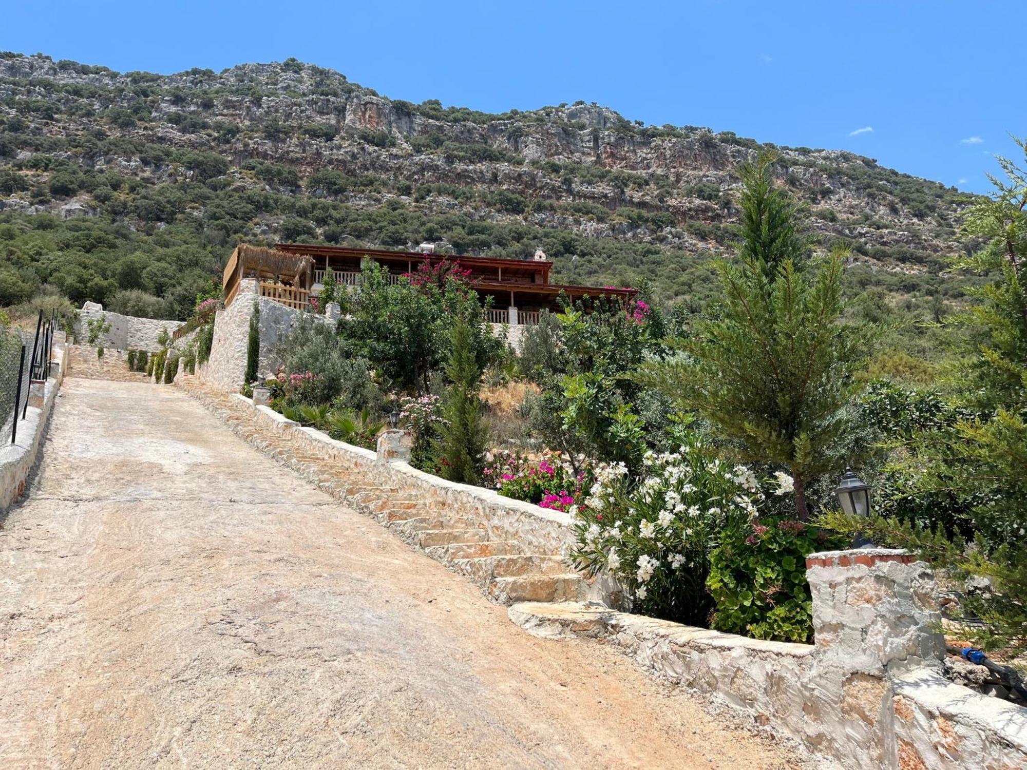 Istlada Tas Ev Apart - Kekova View Kapakli ภายนอก รูปภาพ